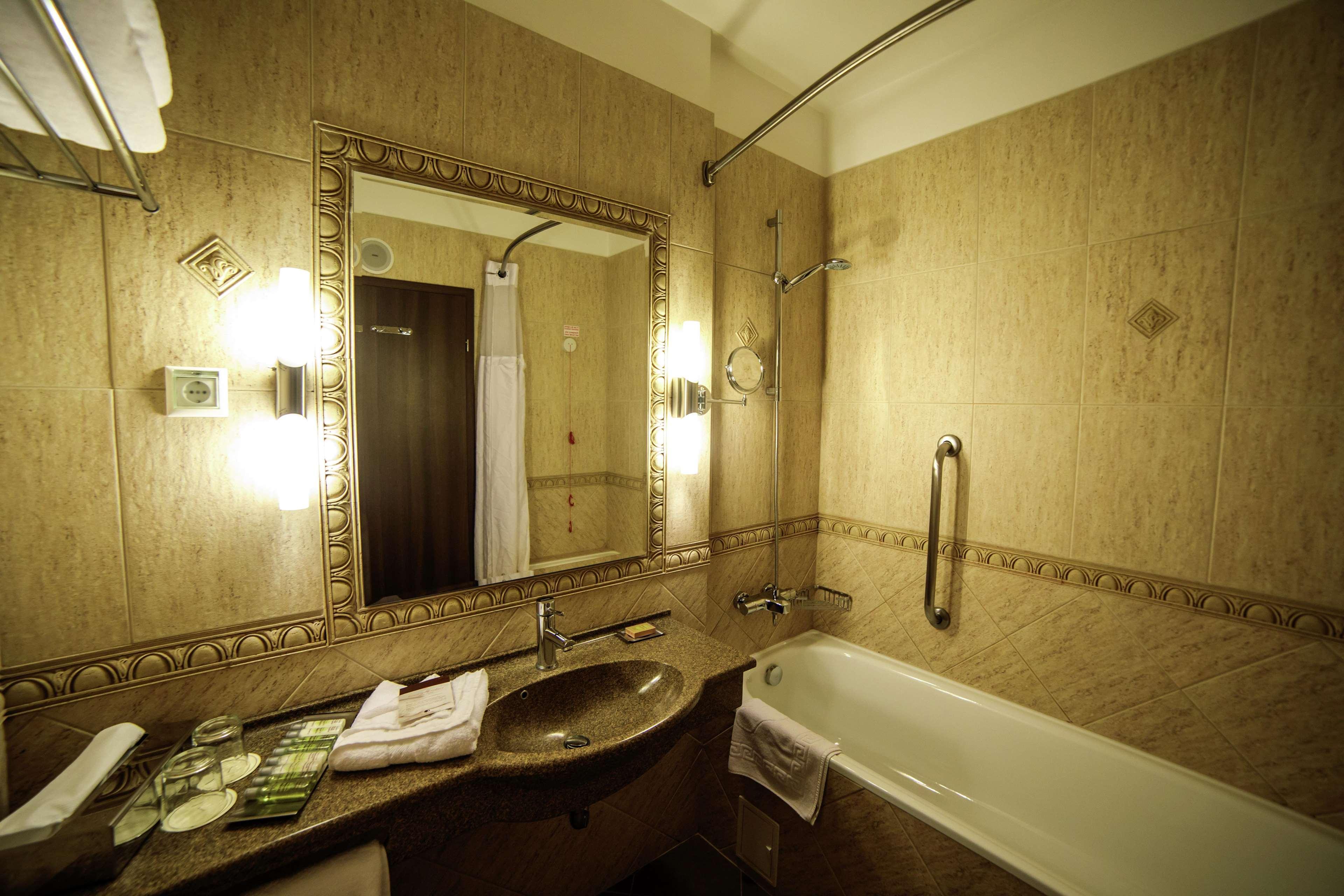 Doubletree By Hilton Hotel Sighisoara - Cavaler Exteriör bild