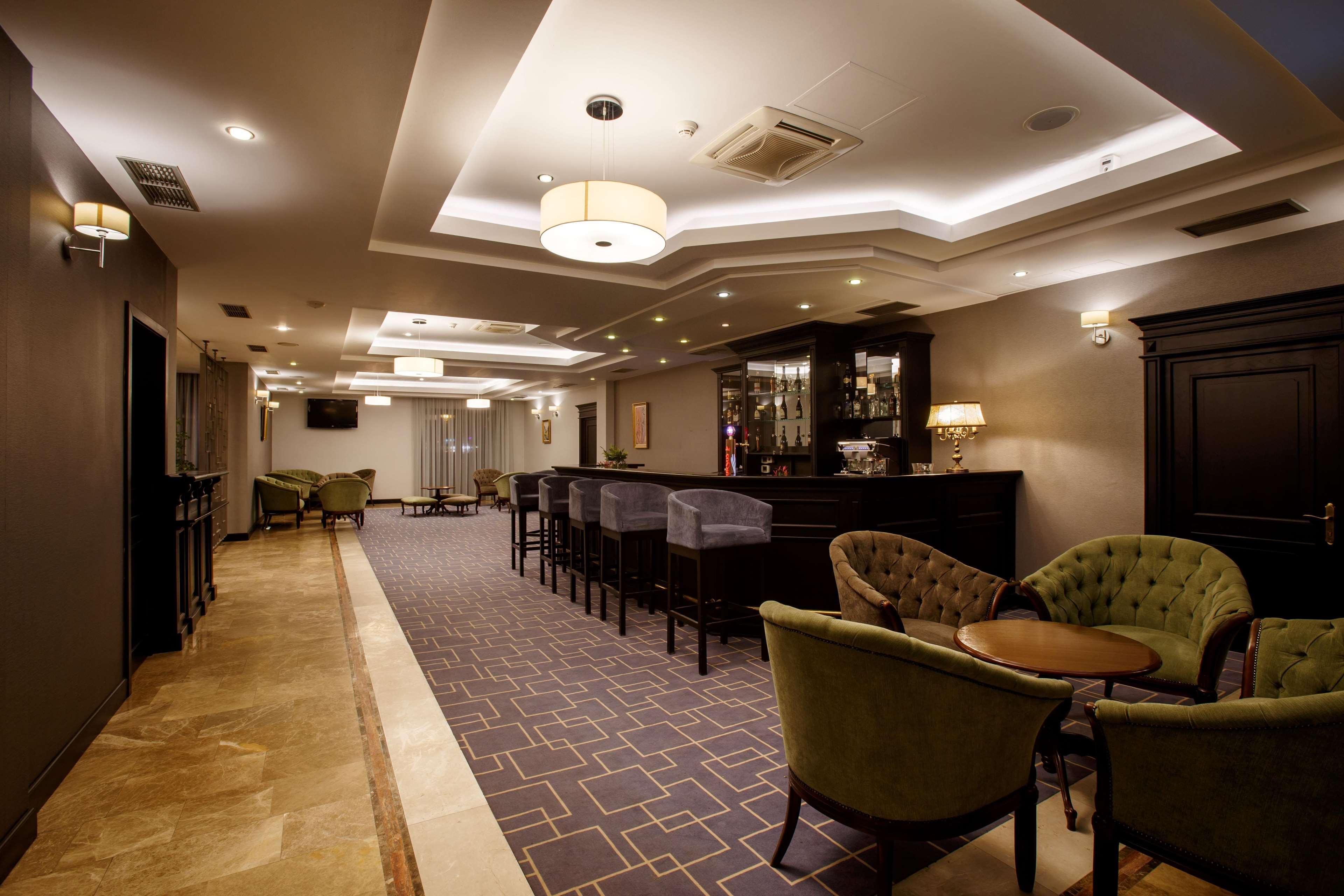 Doubletree By Hilton Hotel Sighisoara - Cavaler Exteriör bild